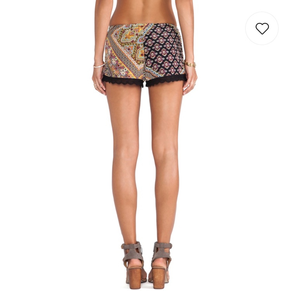 {Show Me Your Mumu} Shorts - Picture 8 of 8